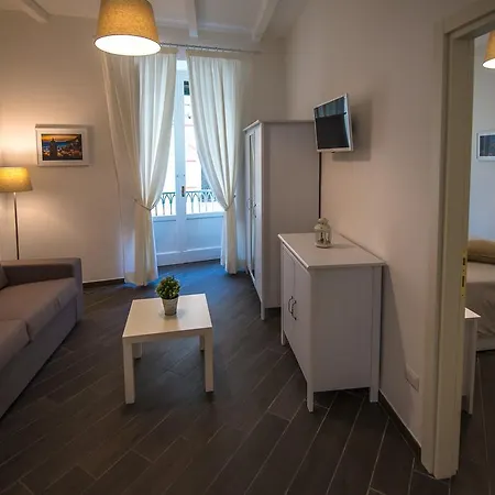 Casina Dei Mercanti * Salerno